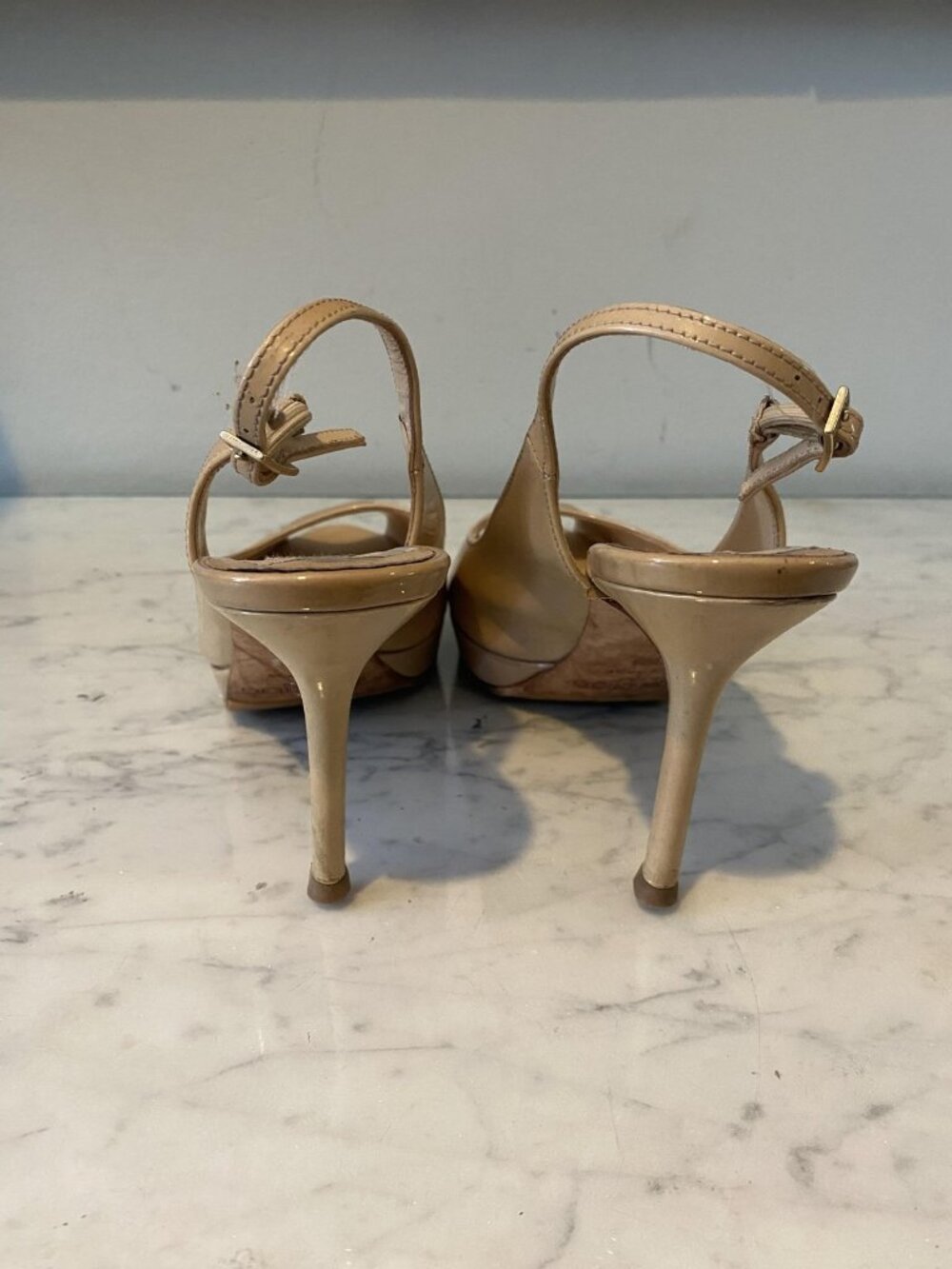 Jimmy Choo Shoes Womens Size 5 Beige Patent Slingback Peep Toe Pumps Italy - Picture 3 of 5